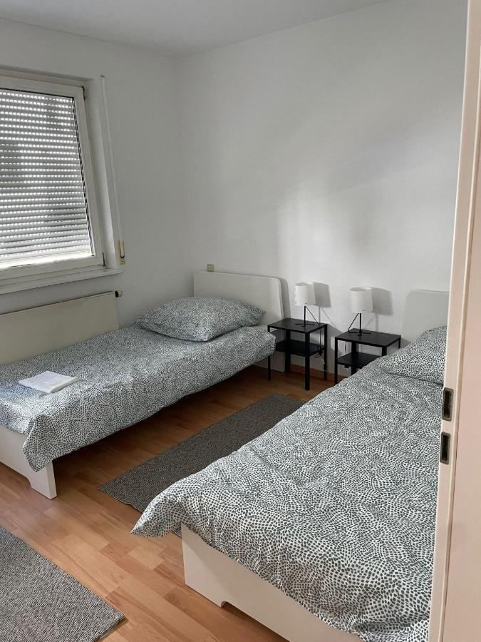 Moeblierte Wohnungen Fuer Monteure Und Arbeiter Saarbrücken Buitenkant foto